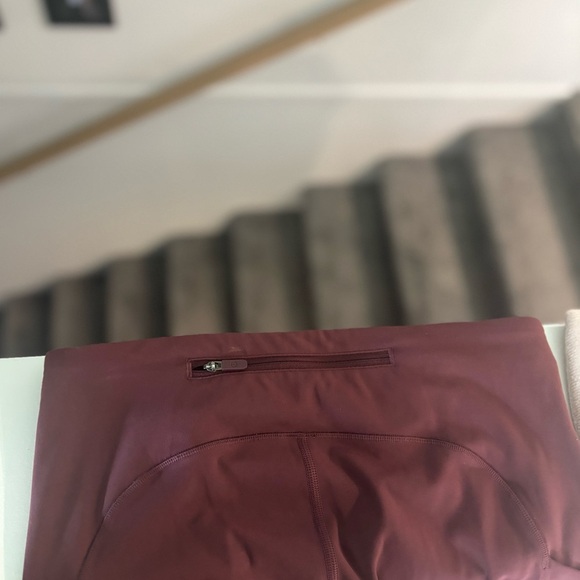 LULULEMON | speed up tight | size 6 - Picture 7 of 7